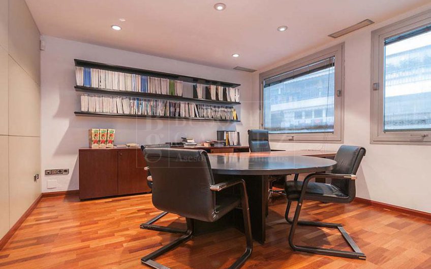 Office for sale in Vila de Gràcia