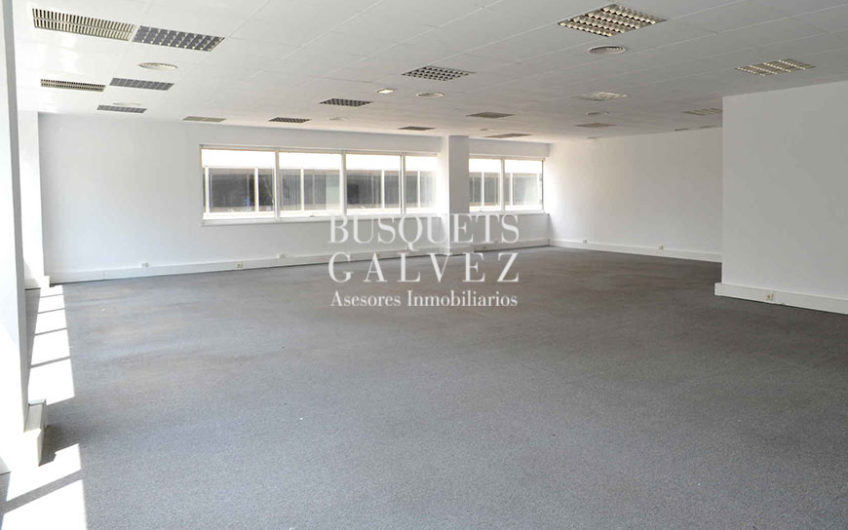 Office for rent in Cornellà