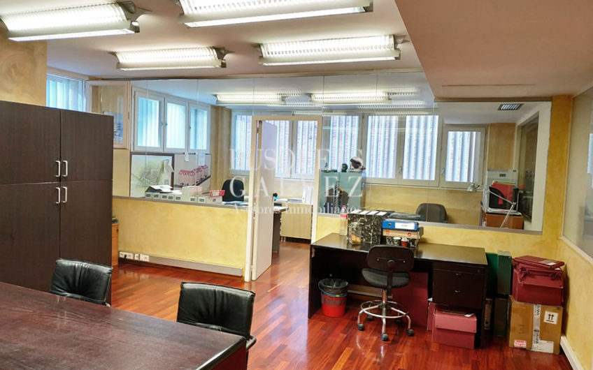 Office for rent in Les Corts