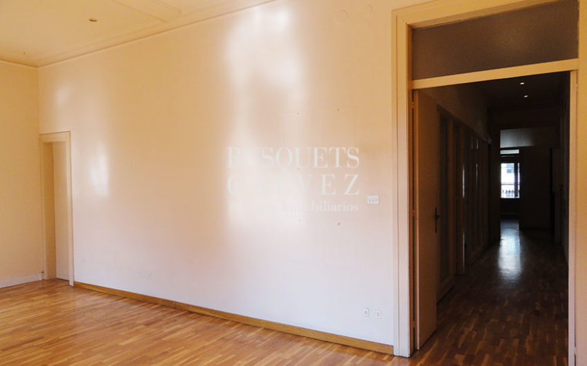 Office for rent in Consell de Cent