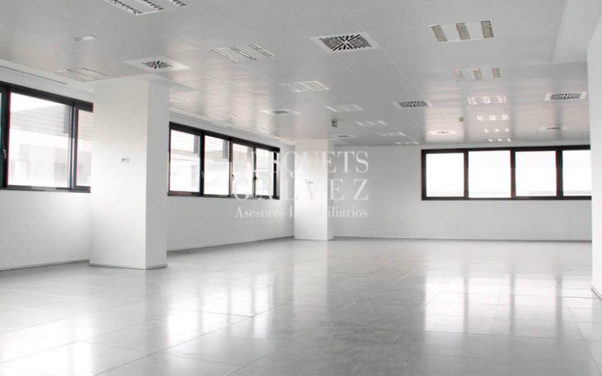 Alquiler-oficinas-22@-cornerstone-sant-marti-barcelona