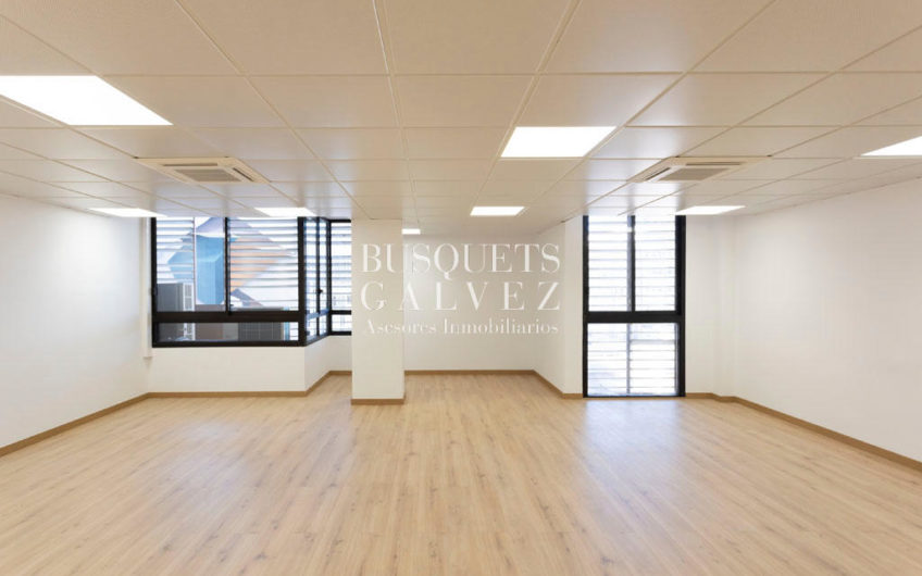 Office for rent in Pau Clarís/Gran Via