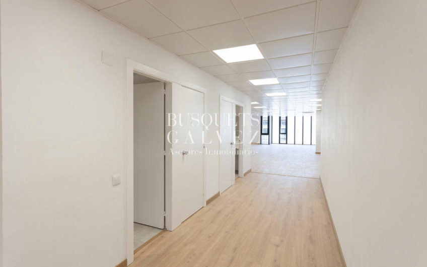 Office for rent in Pau Clarís/Gran Via