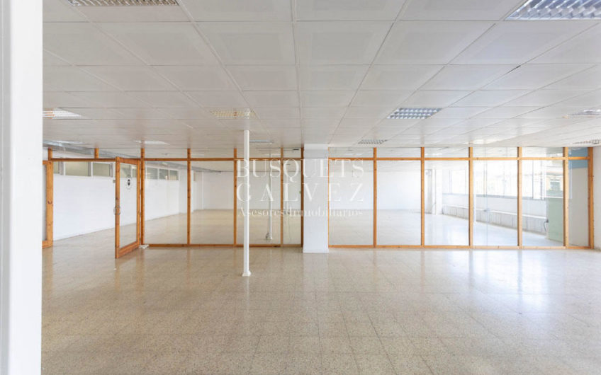 Office for rent in Pere IV