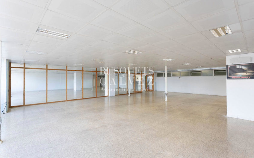 Office for rent in Pere IV