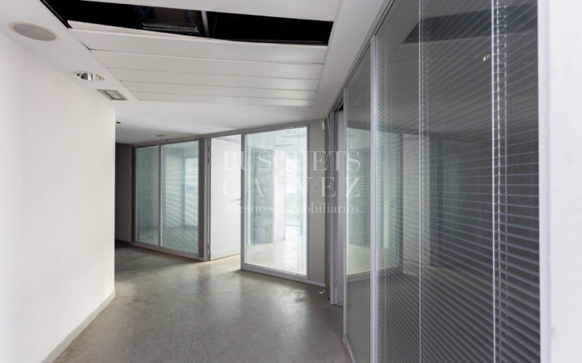 Office for sale in Almogàvers