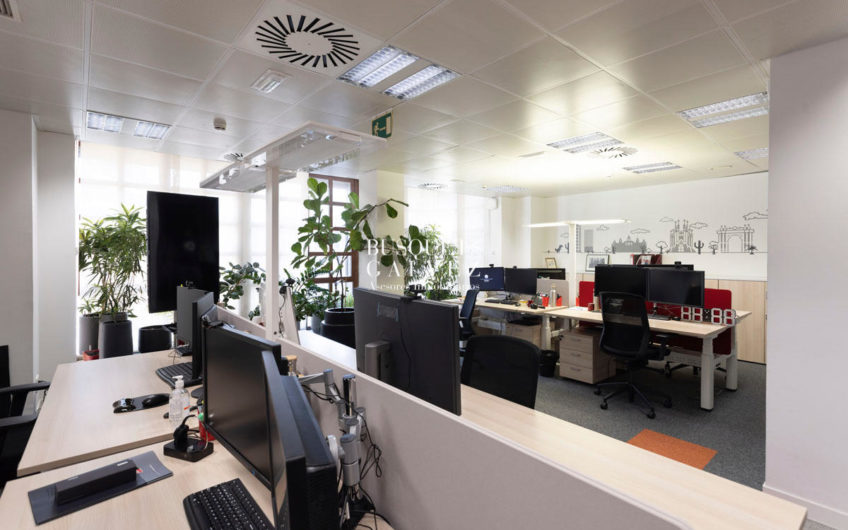 Office for rent in Balmes street