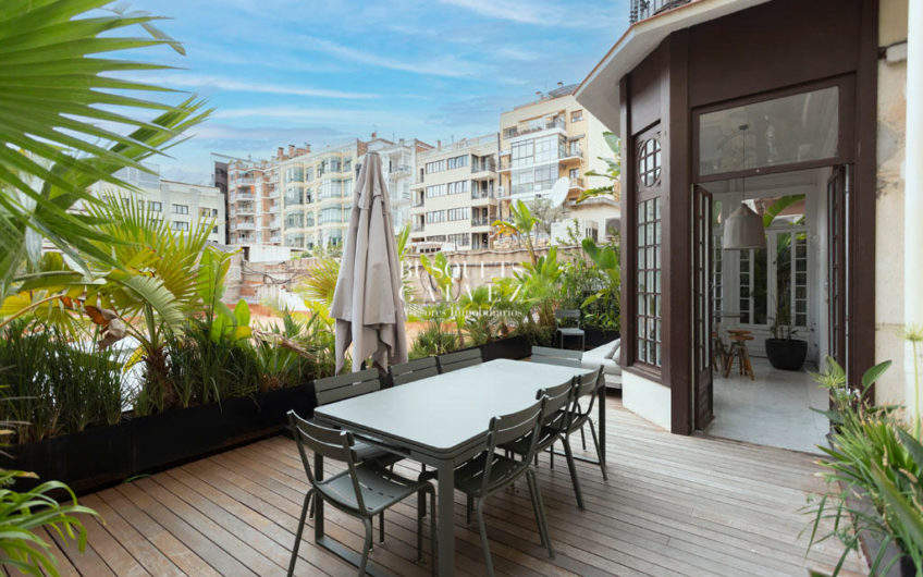 Office with terrace in Rambla Catalunya