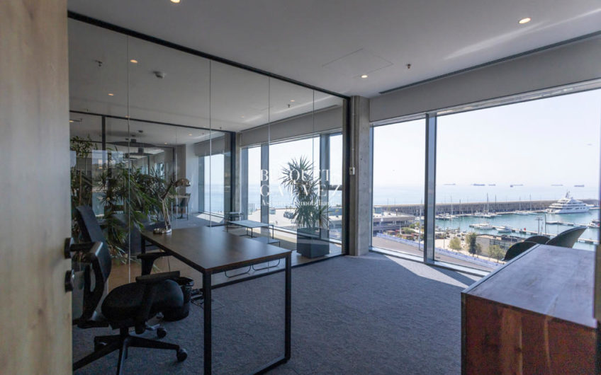 Office for rent in the Ocean building