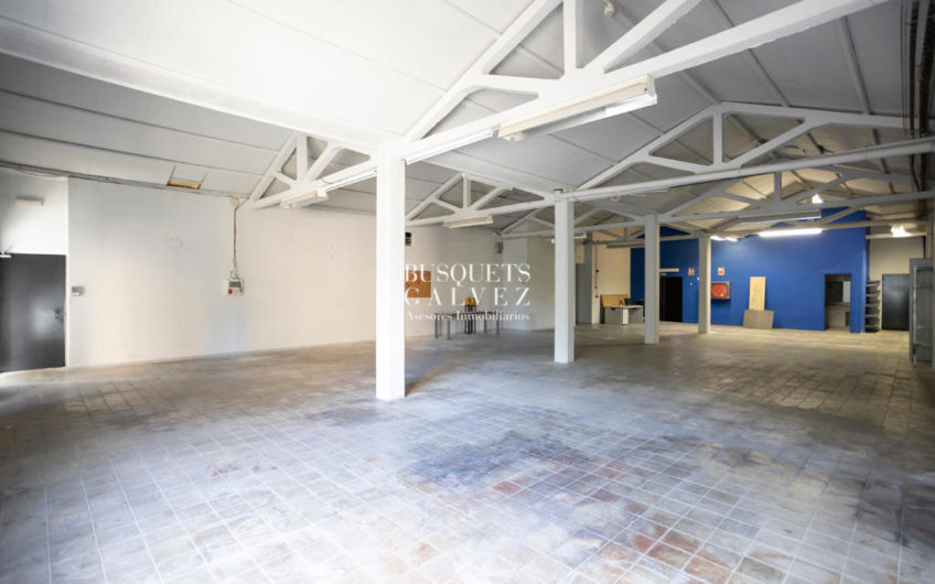 Building for rent in Poblenou