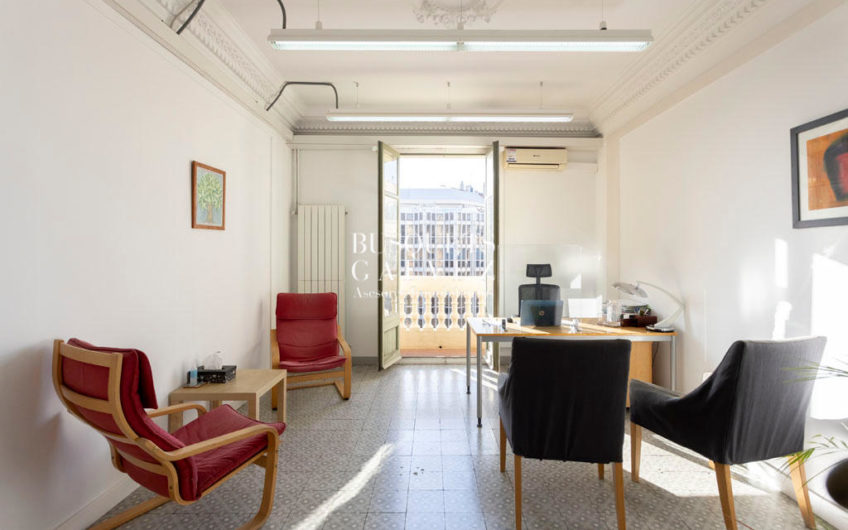 Office for rent in Consell de Cent