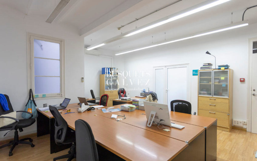 Office for rent in Consell de Cent